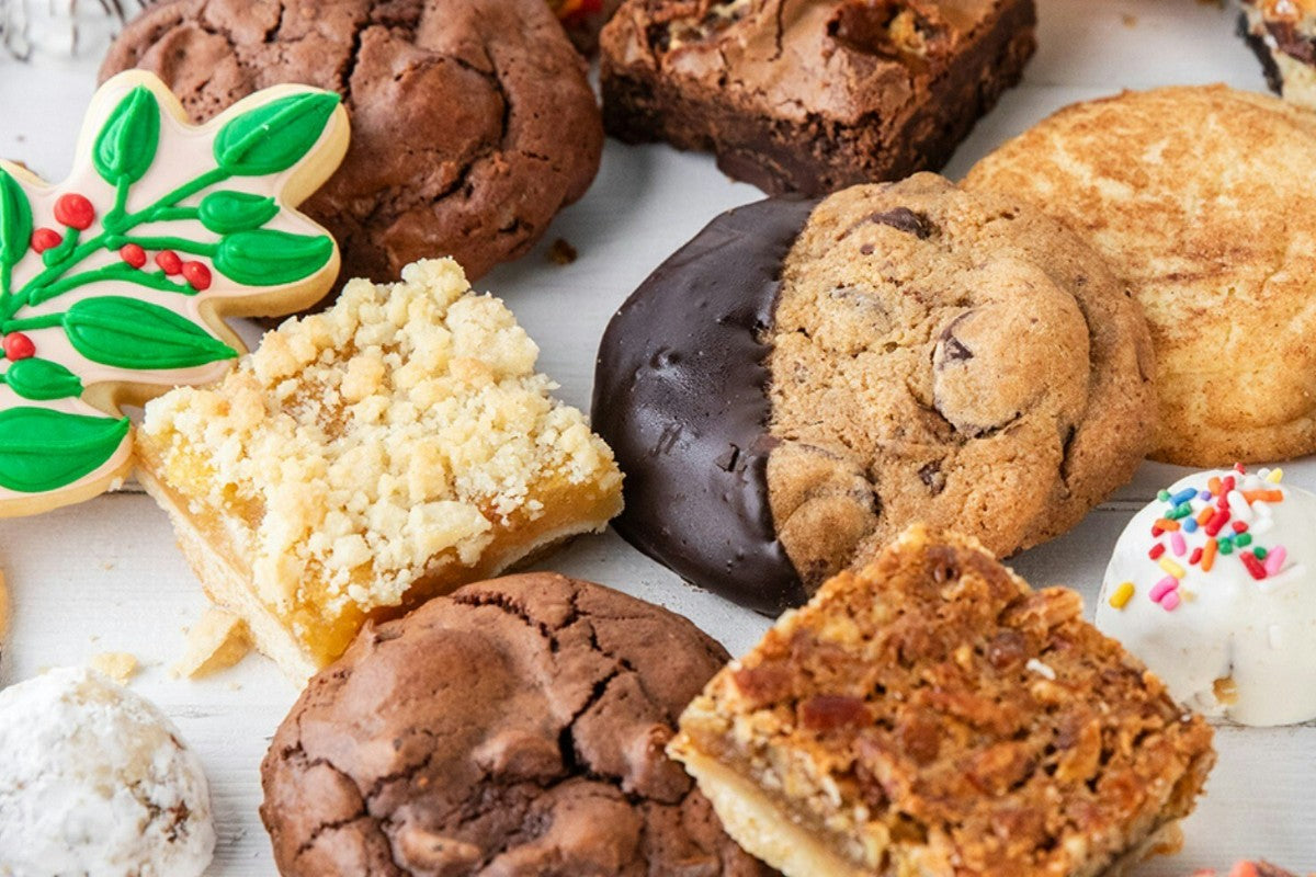 How to Build the Perfect Holiday Dessert Table with Gourmet Cookie Trays