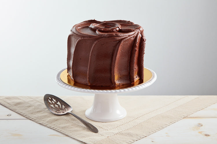 6-inch Old-Fashioned Diner Cake with rich chocolate frosting