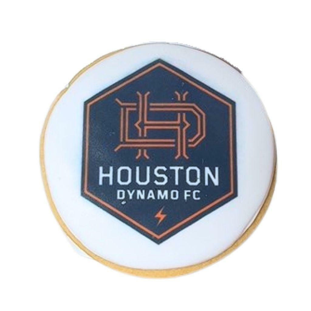 Dynamo logo printed on a round white cookie.