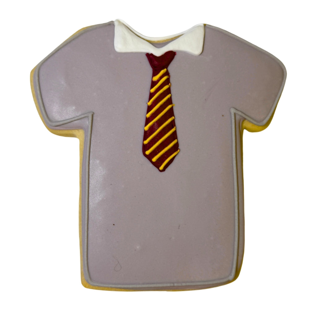 Harry Potter shirt-shaped cookie with a maroon and gold tie.