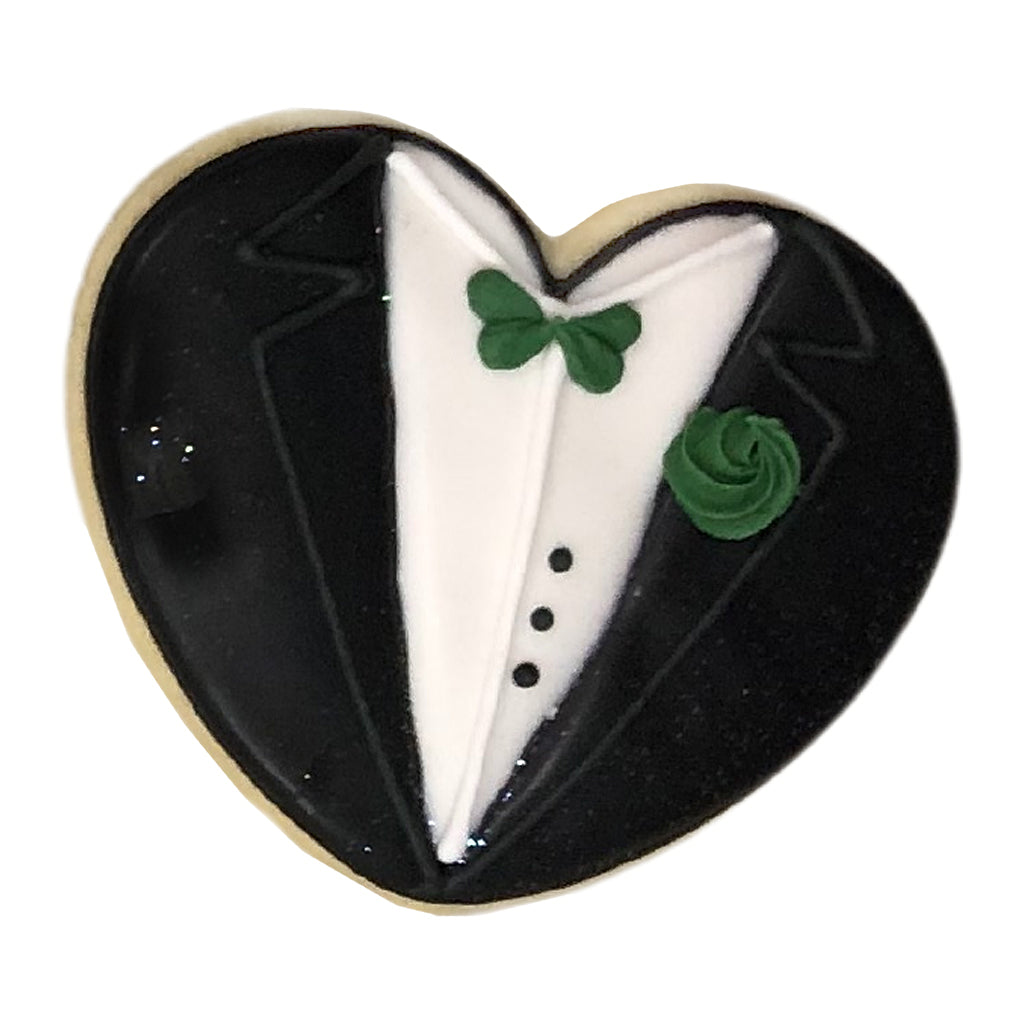 Tuxedo Heart cookie with a green bow tie and boutonniere.