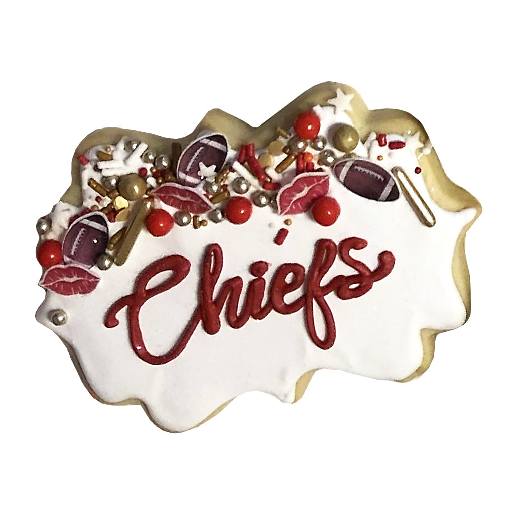 Go Taylor Swift's Boyfriend Chiefs cookie with football decor.