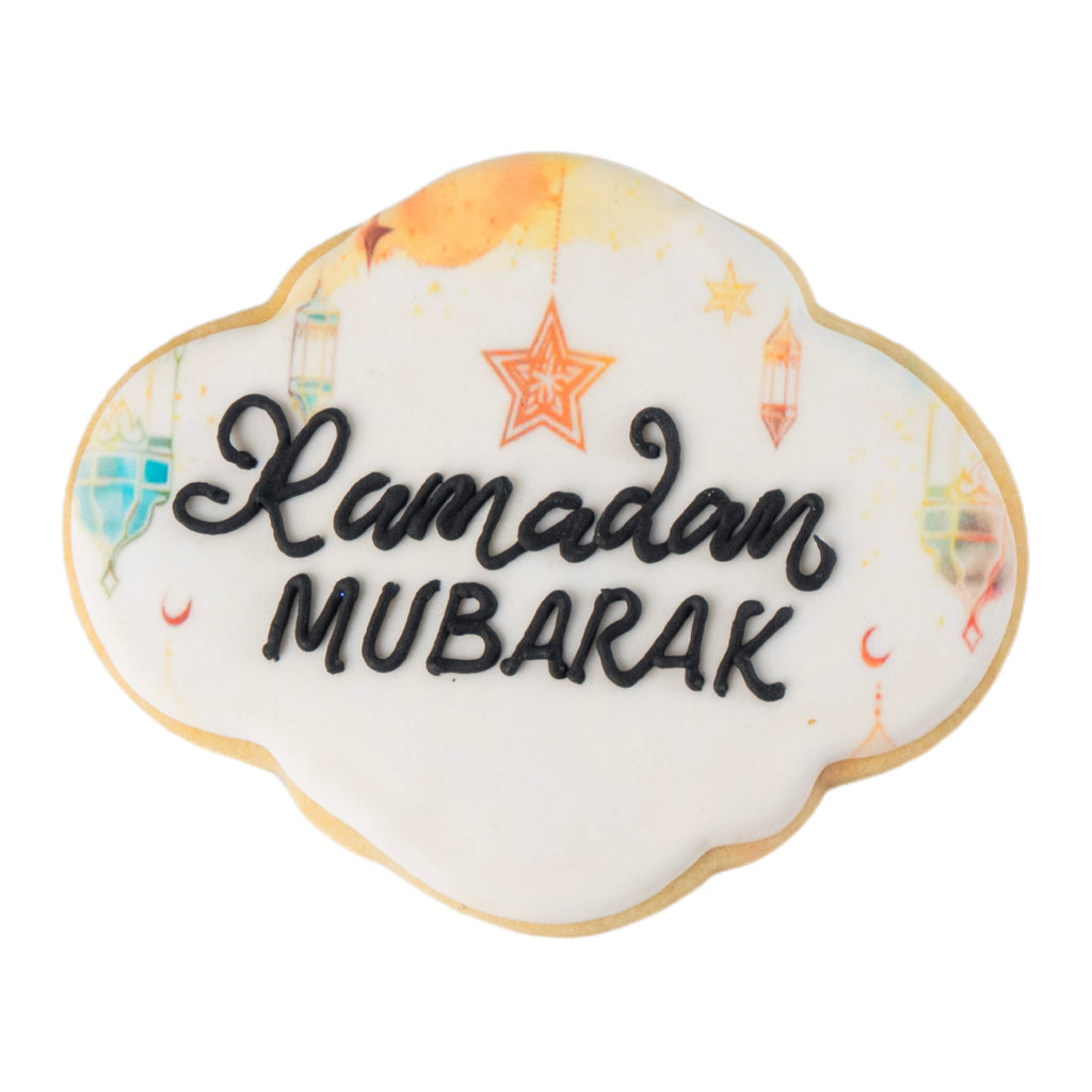Ramadan Mubarak butter cookie with lantern and star design