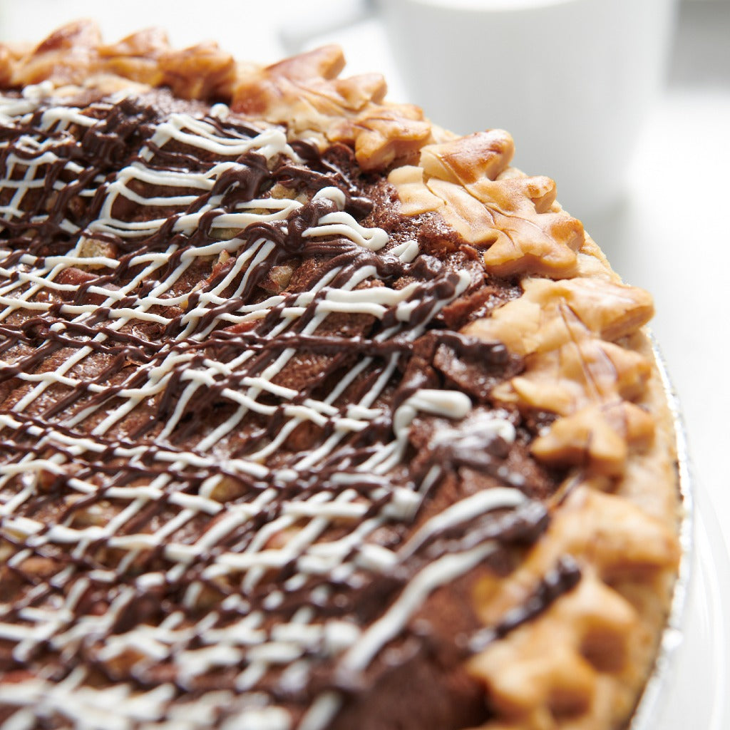 To-Die-For Fudge Pecan Pie with decorative leaf crust.